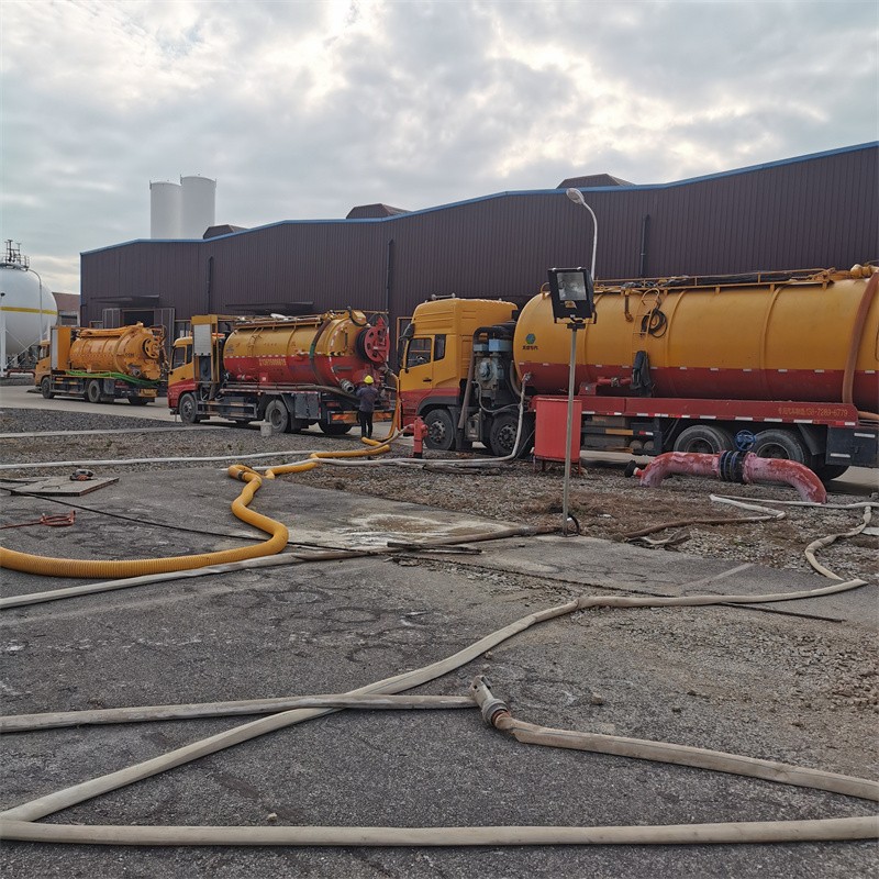 沙坪坝污水池清理