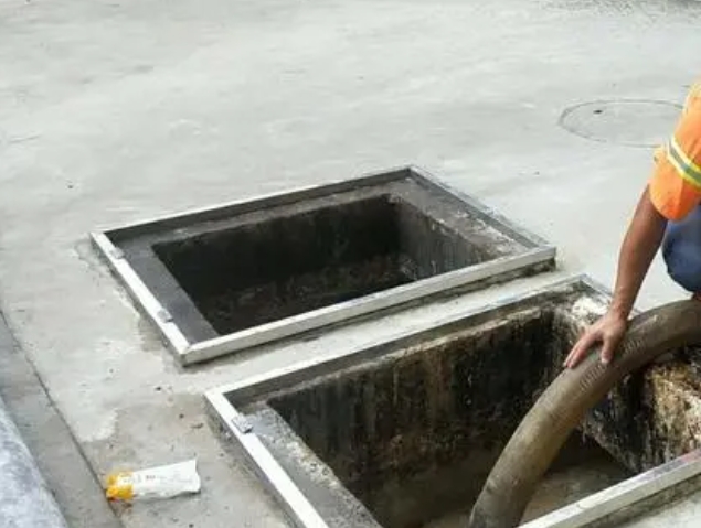 沙坪坝化粪池清理