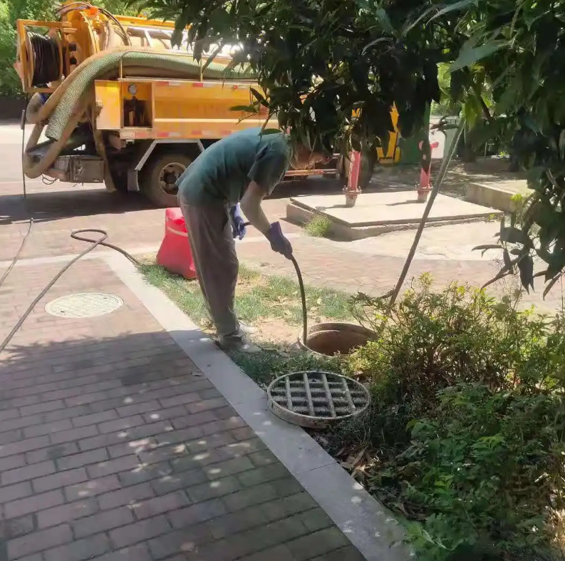 沙坪坝市政排污管道清淤疏通——专业团队，让您全程省心！